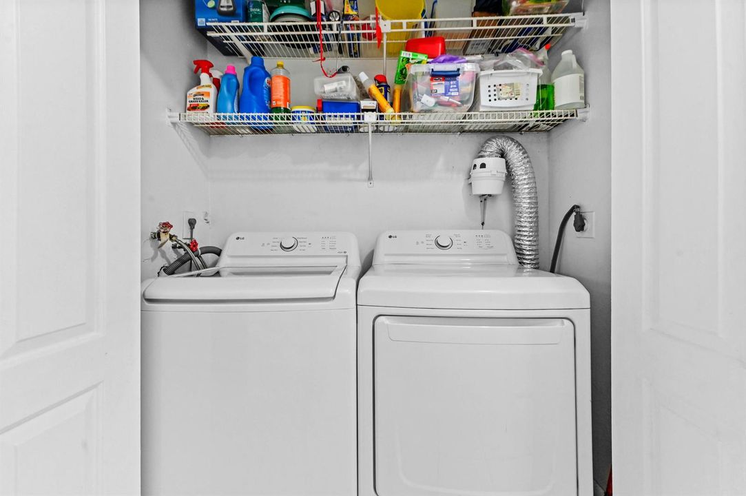 10 Laundry 01