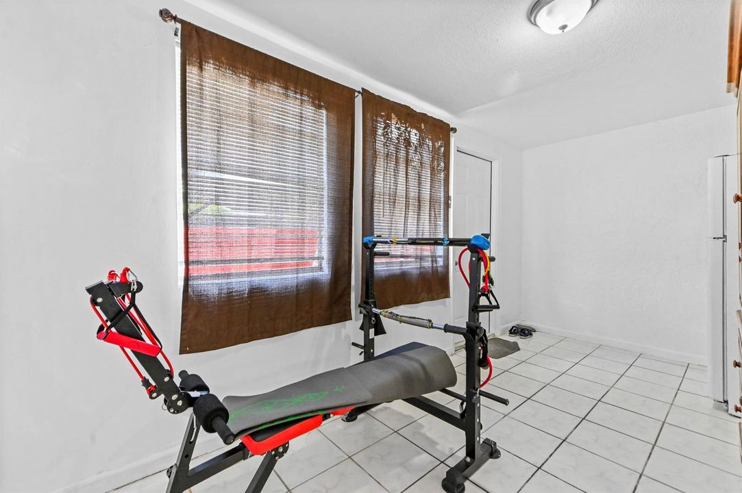 17 gym 01