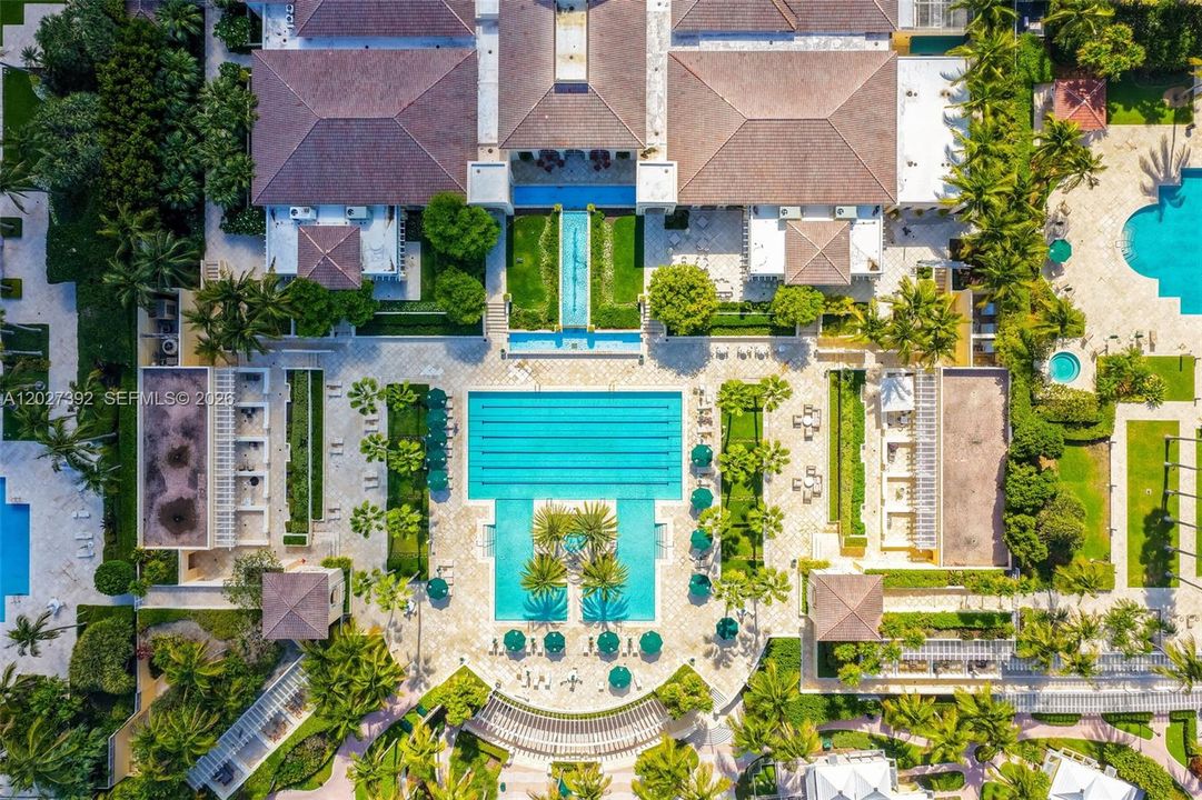На продажу: $6,900,000 (4 спален, 4 ванн, 4200 Квадратных фут)