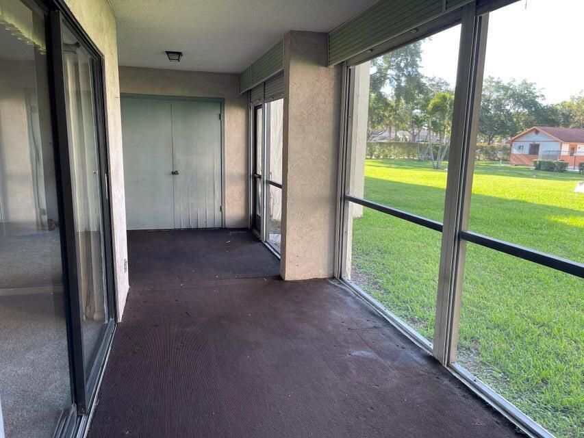 SCREENED PORCH