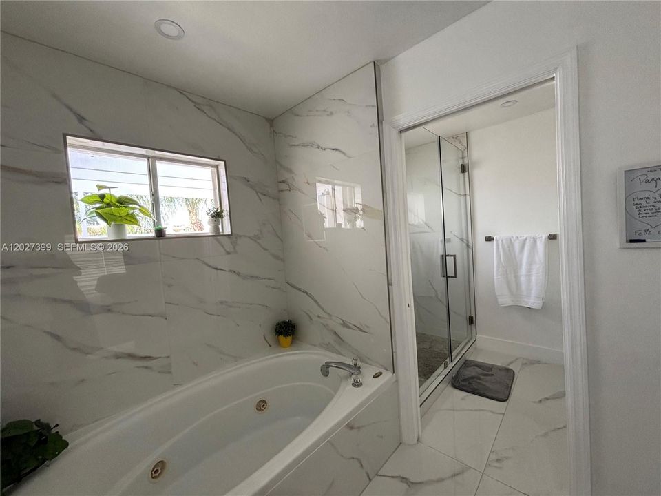 For Rent: $4,500 (4 beds, 3 baths, 1898 Square Feet)