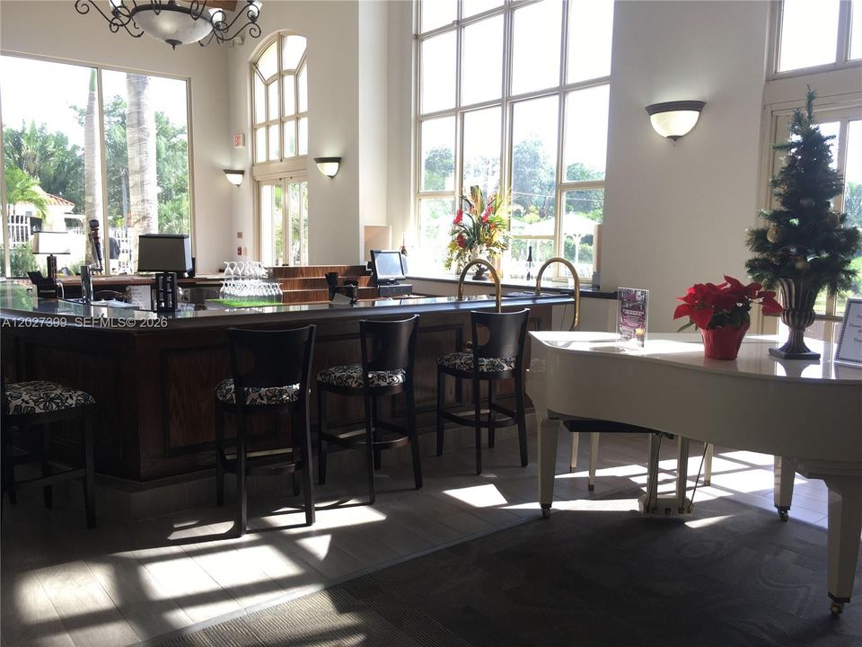 For Rent: $4,500 (4 beds, 3 baths, 1898 Square Feet)