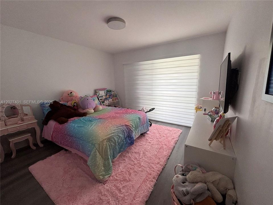 For Rent: $4,500 (4 beds, 3 baths, 1898 Square Feet)