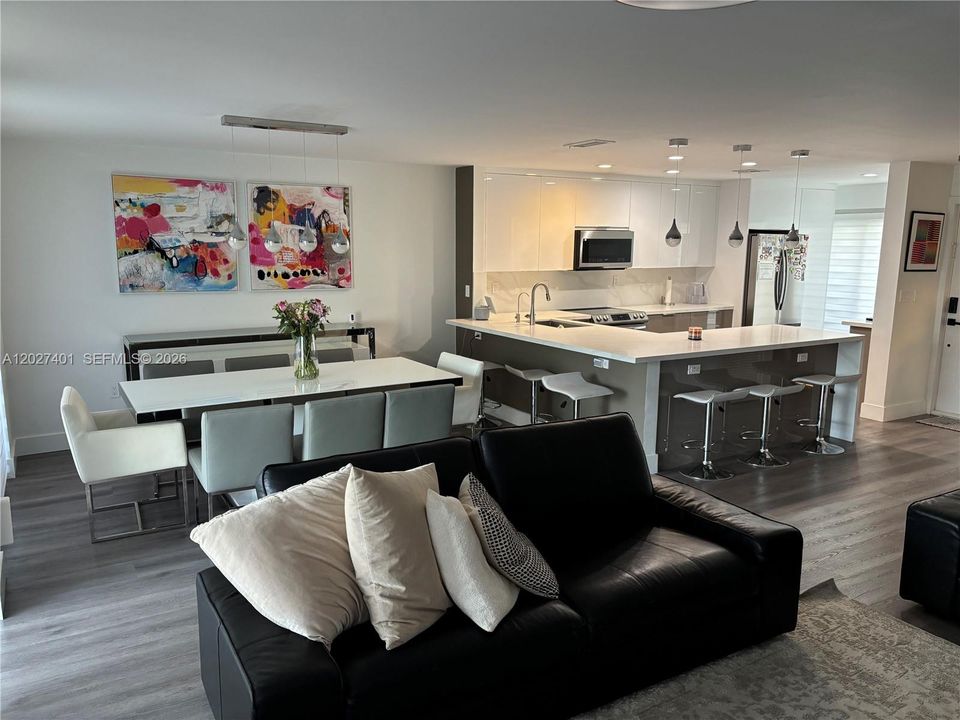 For Rent: $4,500 (4 beds, 3 baths, 1898 Square Feet)