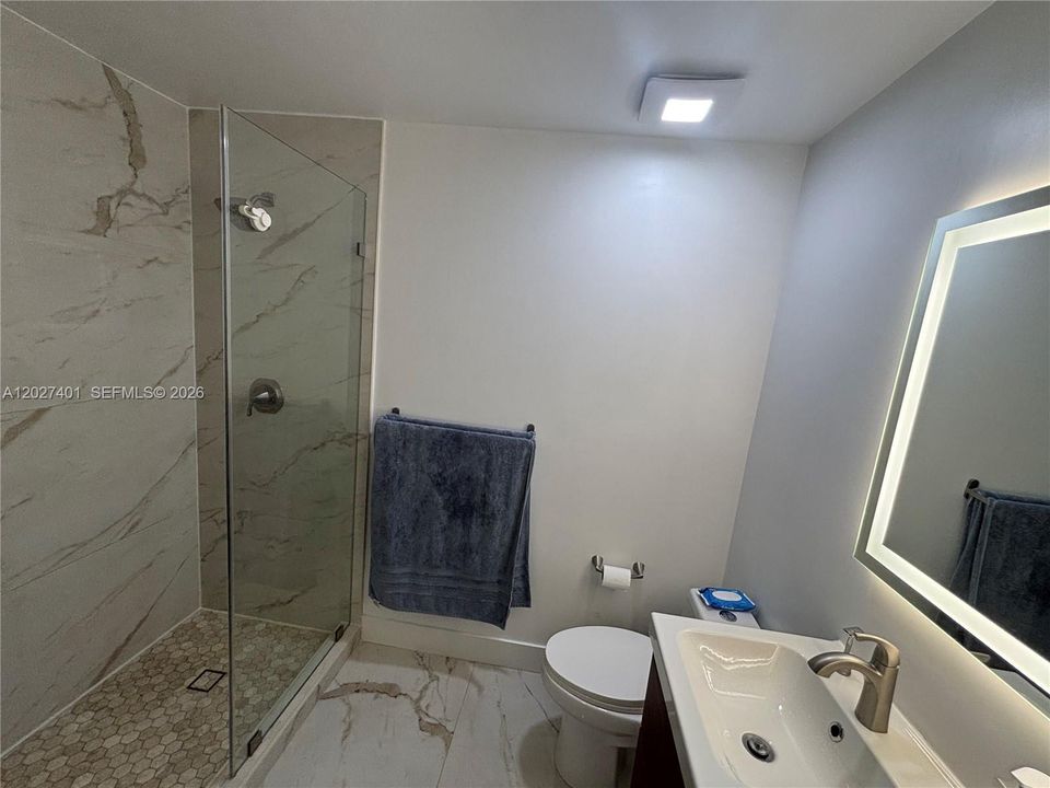 For Rent: $4,500 (4 beds, 3 baths, 1898 Square Feet)