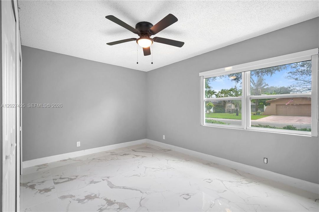 For Sale: $825,000 (4 beds, 2 baths, 1924 Square Feet)