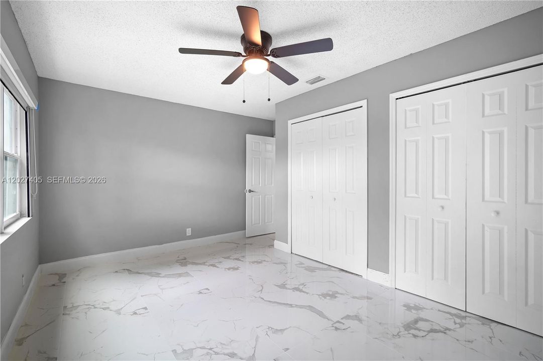 For Sale: $825,000 (4 beds, 2 baths, 1924 Square Feet)