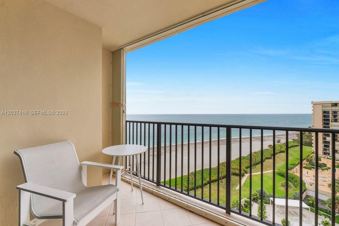 For Rent: $10,000 (2 beds, 2 baths, 1170 Square Feet)