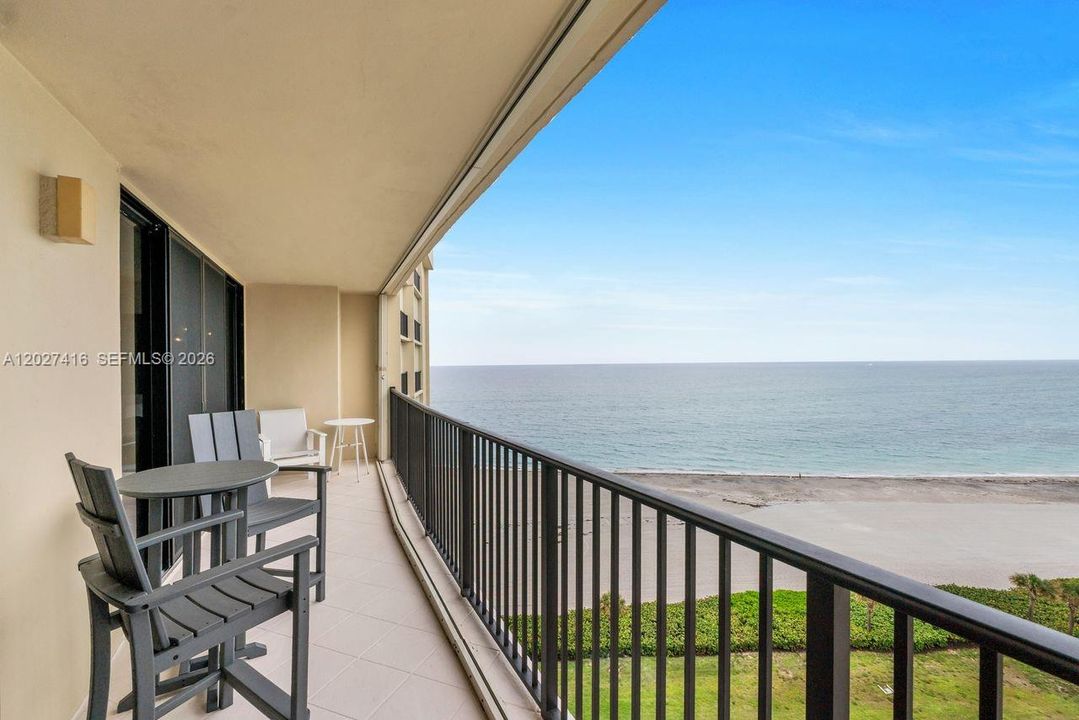 For Rent: $10,000 (2 beds, 2 baths, 1170 Square Feet)