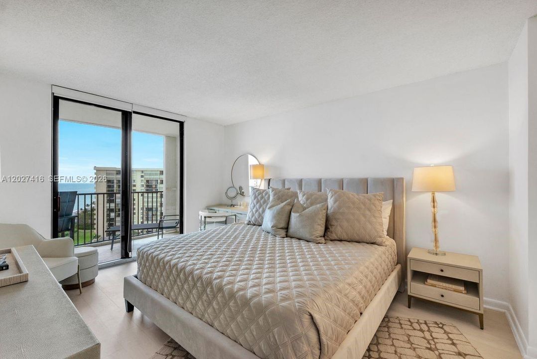 For Rent: $10,000 (2 beds, 2 baths, 1170 Square Feet)