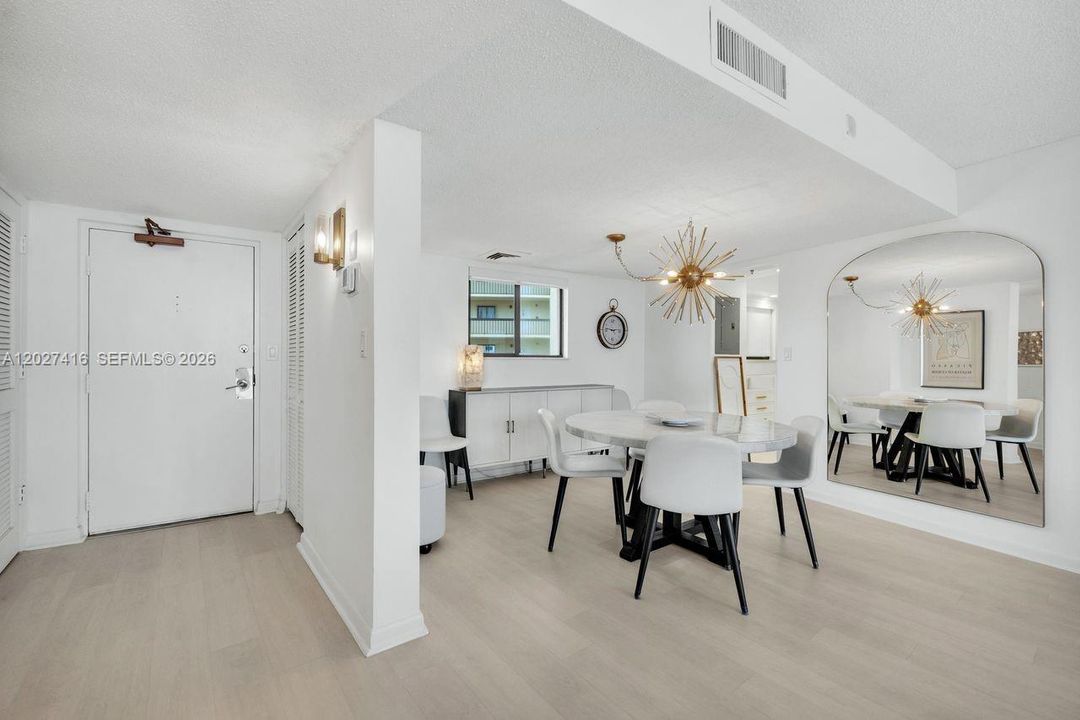For Rent: $10,000 (2 beds, 2 baths, 1170 Square Feet)