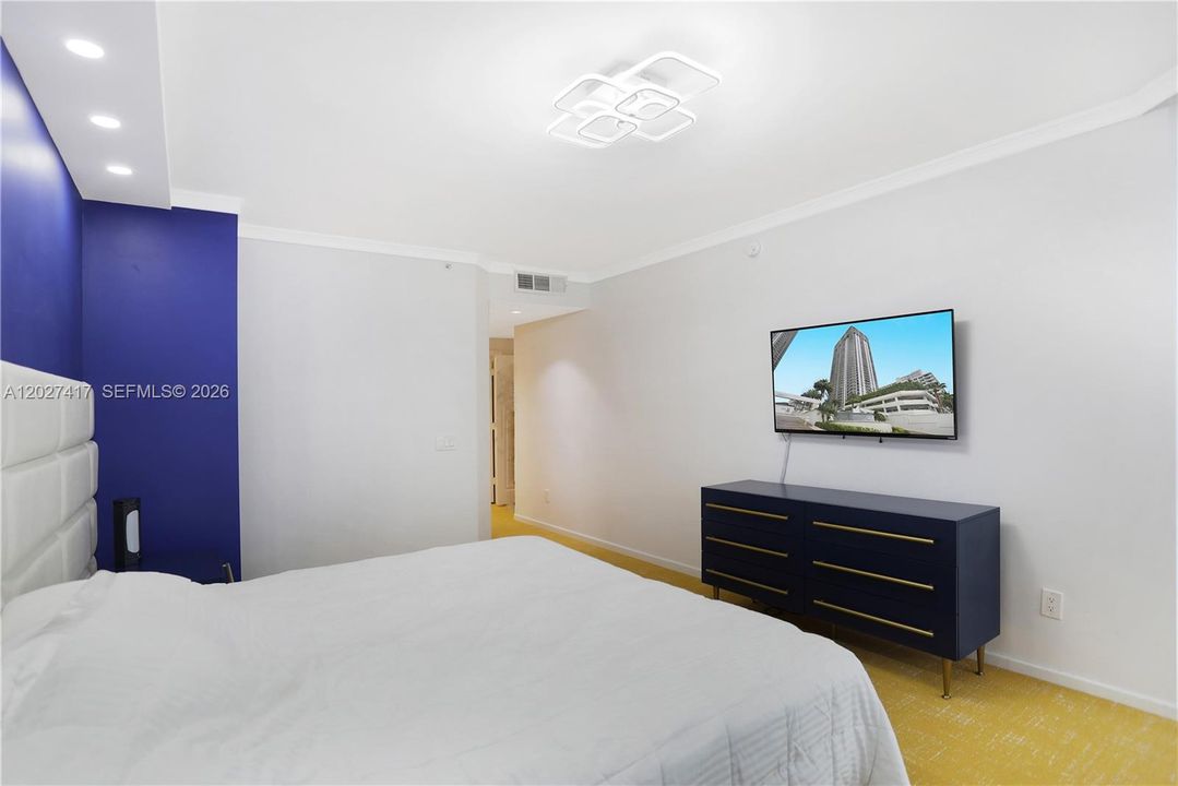 1st bedroom