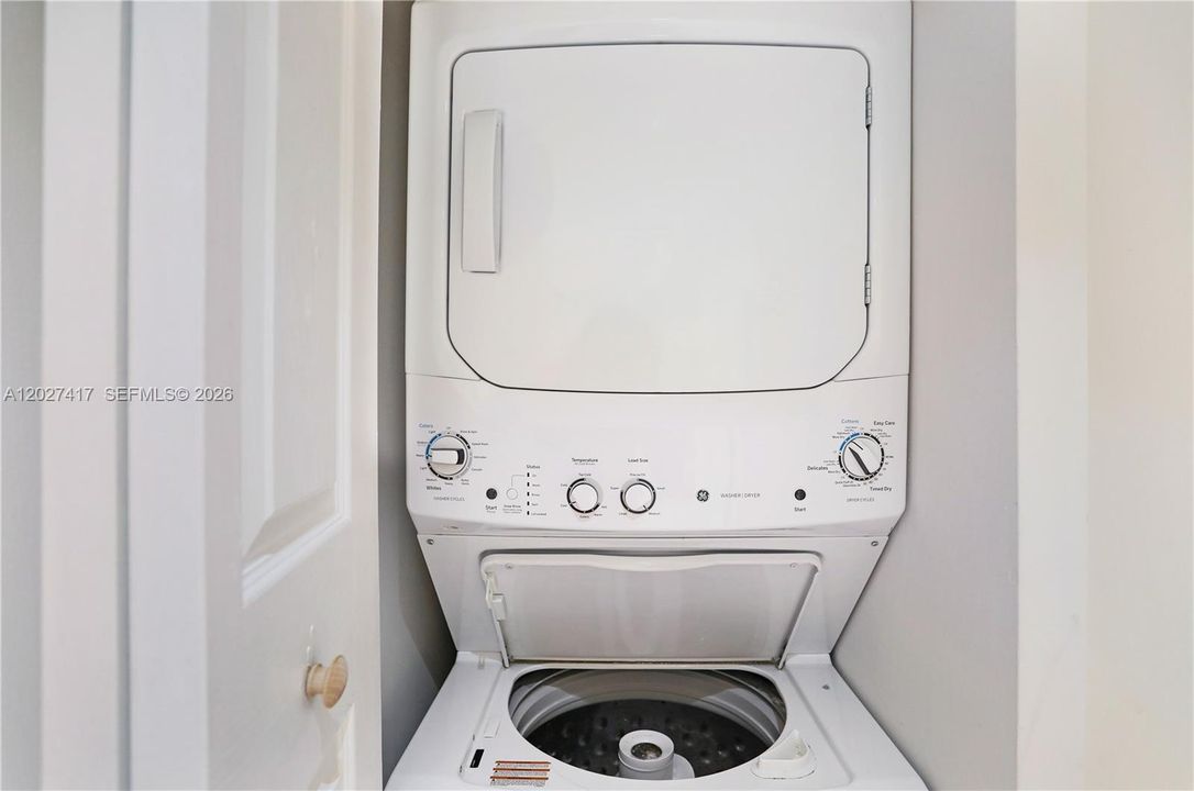 For Rent: $7,000 (2 beds, 2 baths, 1550 Square Feet)