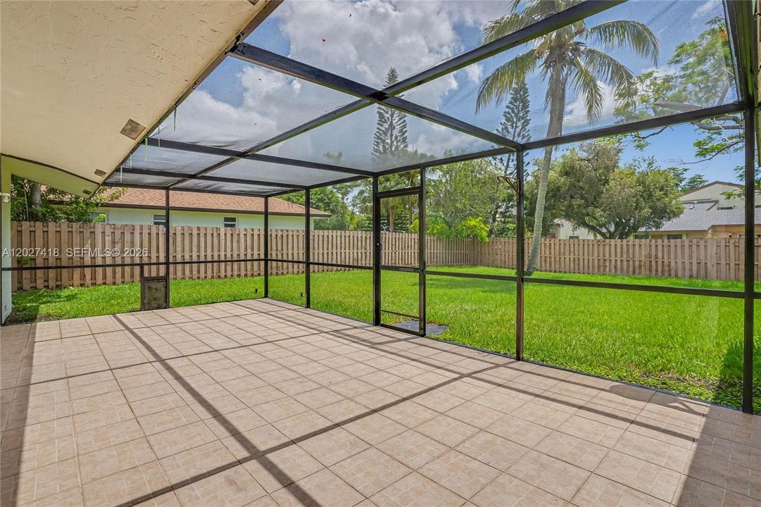 For Rent: $4,900 (3 beds, 2 baths, 1927 Square Feet)