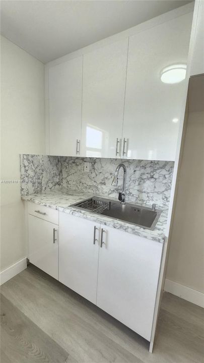 For Sale: $349,000 (3 beds, 1 baths, 1000 Square Feet)