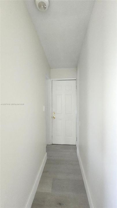 For Sale: $349,000 (3 beds, 1 baths, 1000 Square Feet)