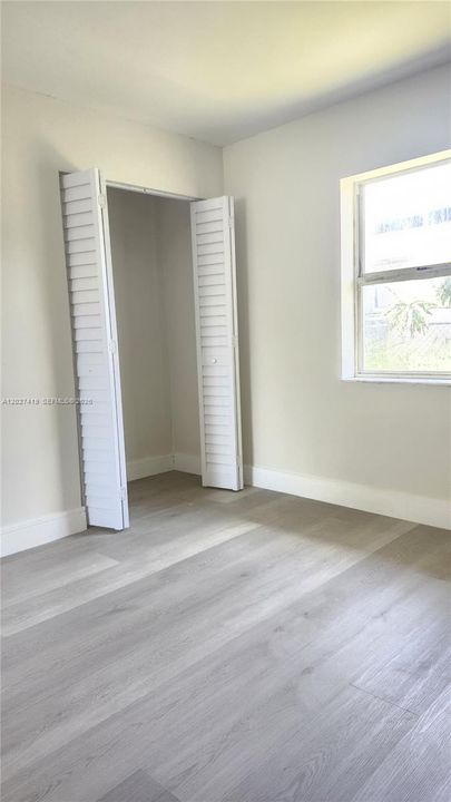For Sale: $349,000 (3 beds, 1 baths, 1000 Square Feet)