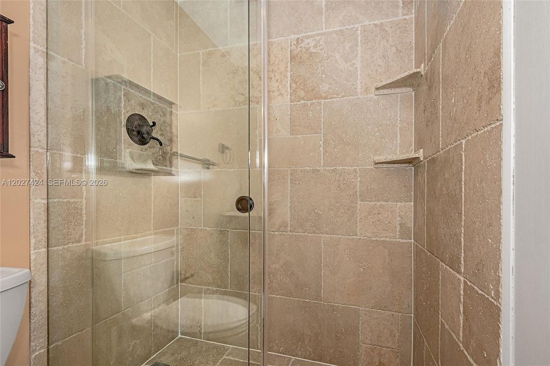 В аренду: $3,725 (3 спален, 2 ванн, 1349 Квадратных фут)