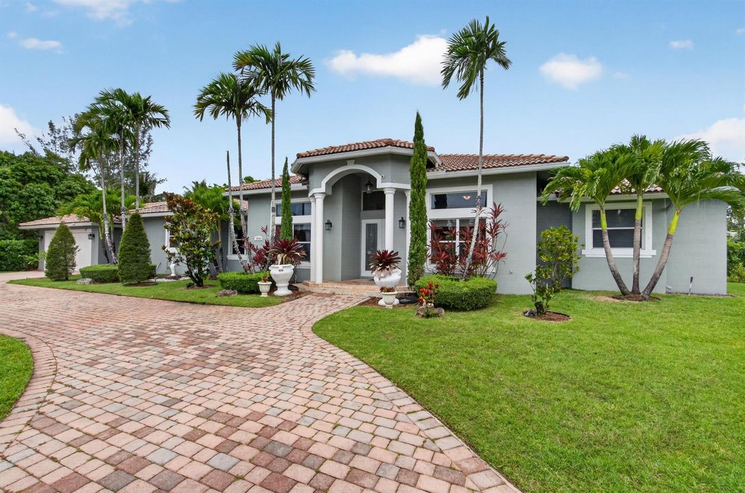 Drive Way
