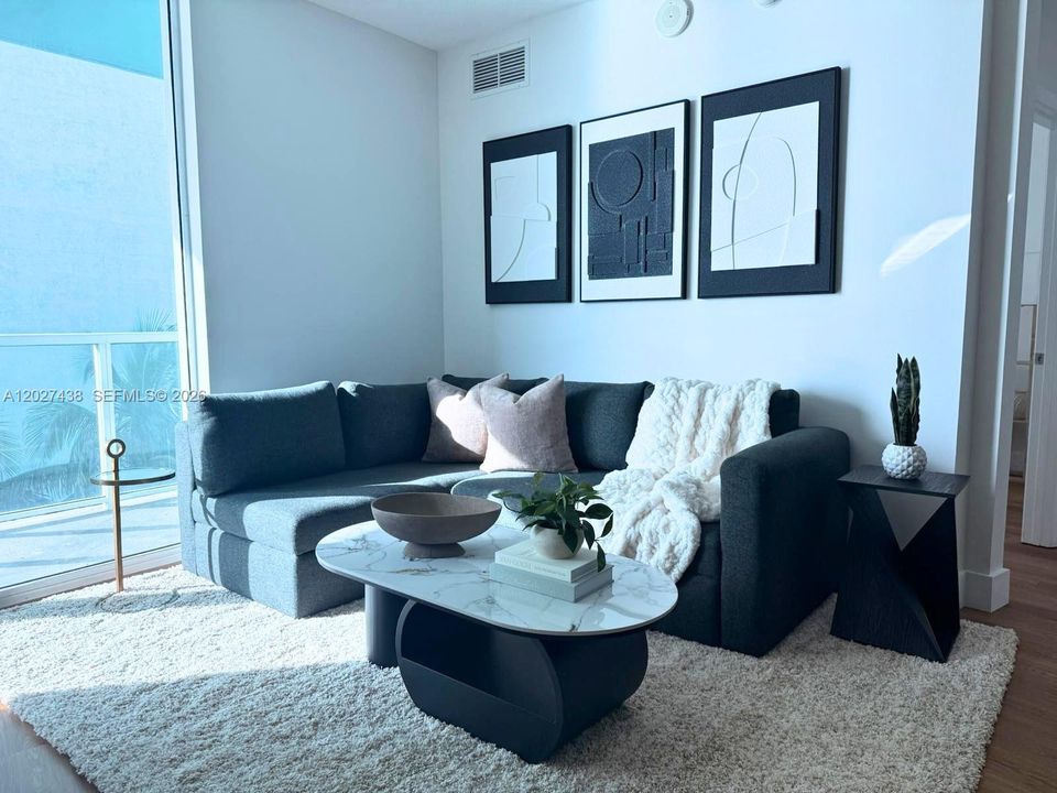 En Renta: $3,250 (1 camas, 1 baños, 663 Pies cuadrados)