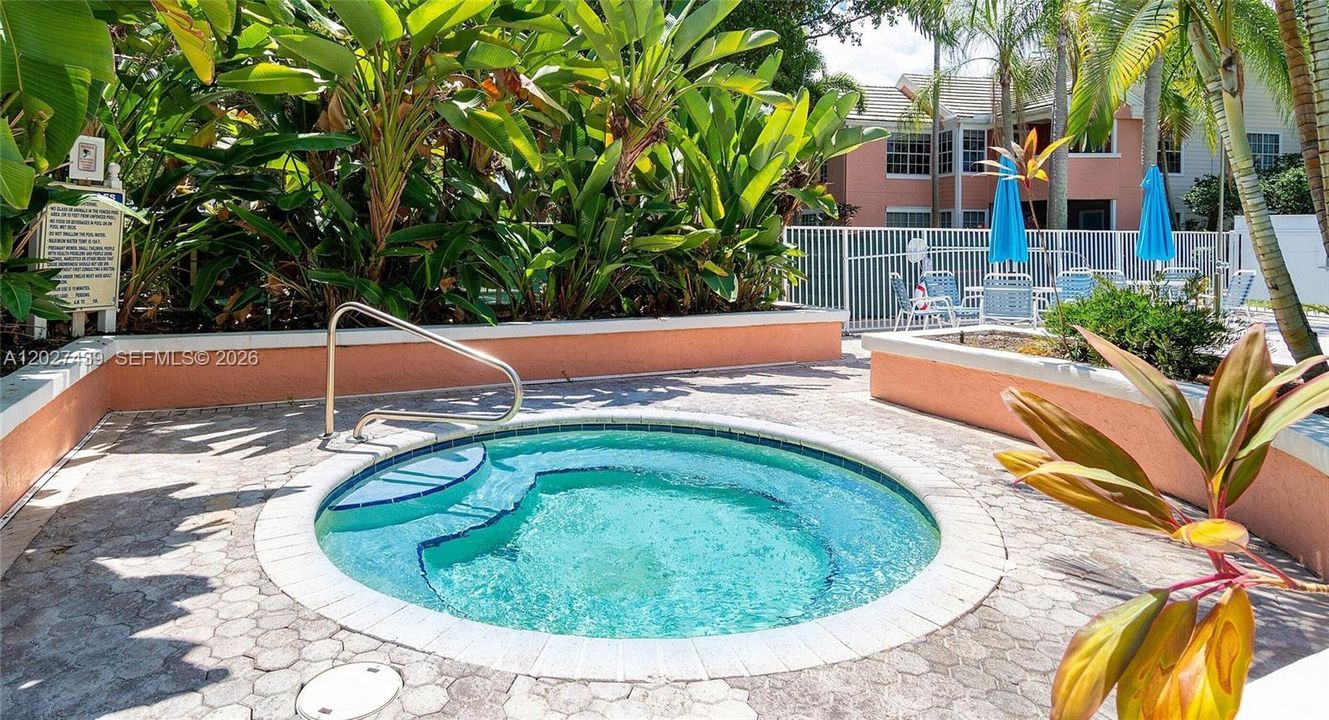For Rent: $1,850 (1 beds, 1 baths, 630 Square Feet)