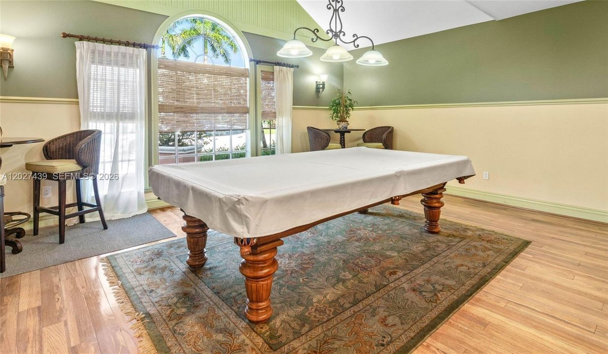For Rent: $1,850 (1 beds, 1 baths, 630 Square Feet)