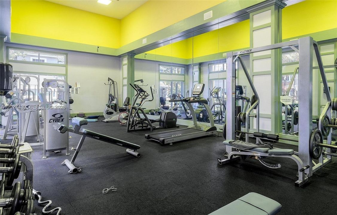 For Rent: $1,850 (1 beds, 1 baths, 630 Square Feet)