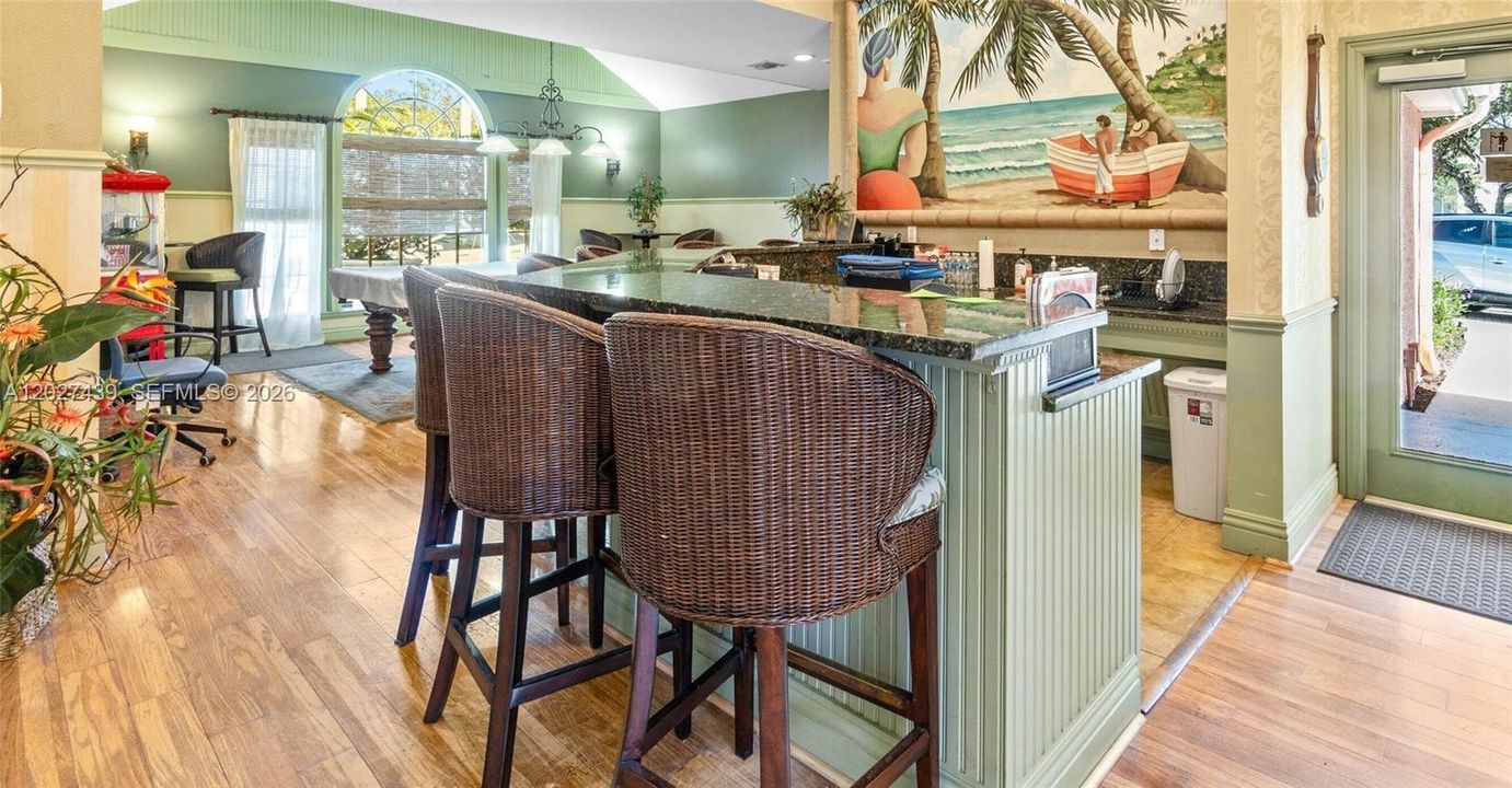 For Rent: $1,850 (1 beds, 1 baths, 630 Square Feet)