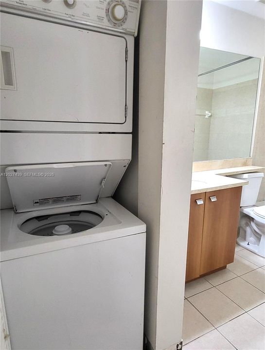 For Rent: $1,850 (1 beds, 1 baths, 630 Square Feet)