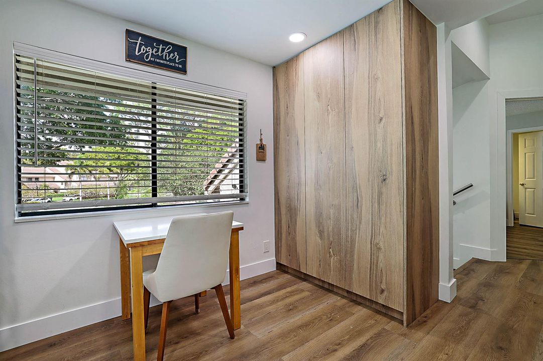 5590 Coach House Circle Unit H -18