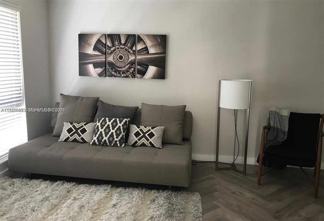В аренду: $2,350 (1 спален, 1 ванн, 617 Квадратных фут)