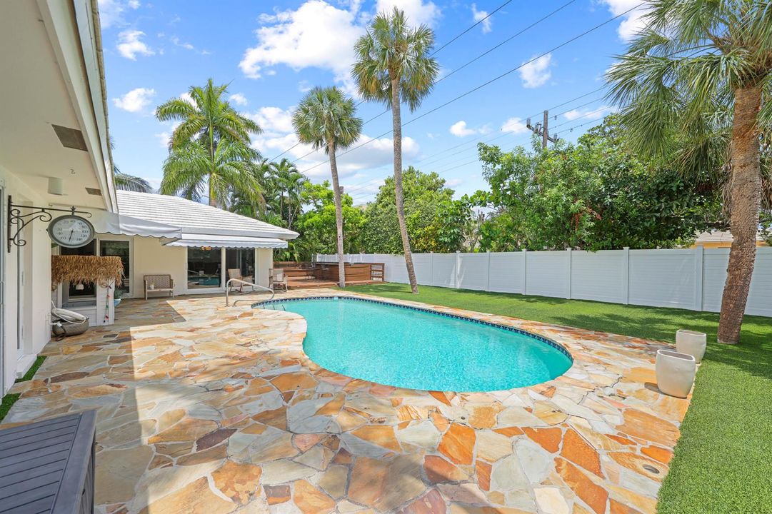 621 Apple Tree Lane - 42.jpg-FULL
