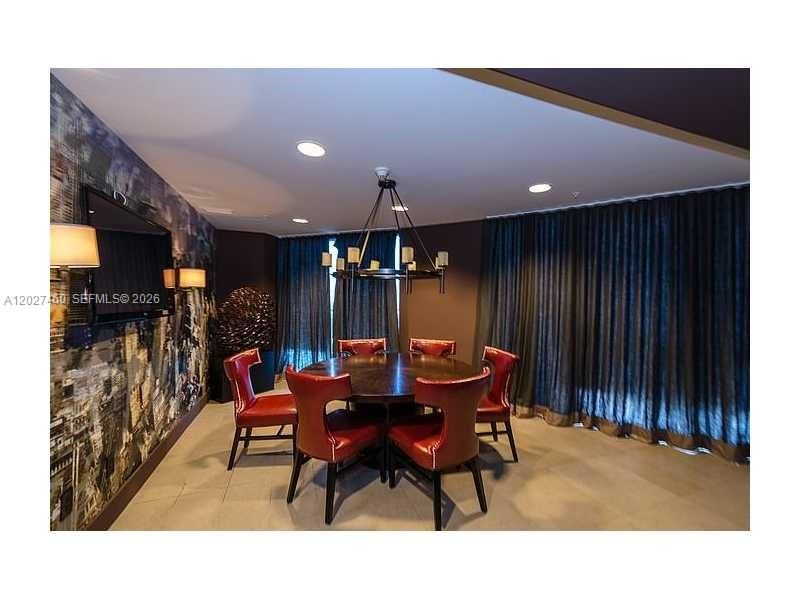 На продажу: $430,000 (1 спален, 1 ванн, 686 Квадратных фут)