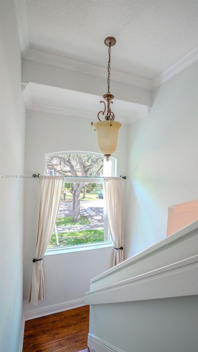 For Sale: $749,000 (3 beds, 2 baths, 1701 Square Feet)
