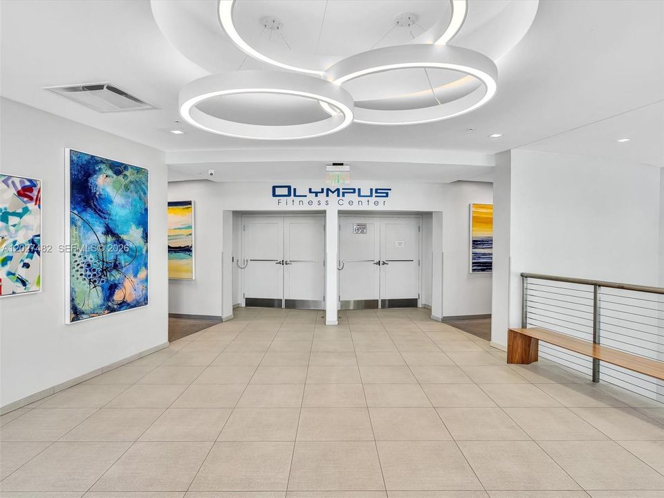 Active With Contract: $2,200 (1 beds, 1 baths, 950 Square Feet)