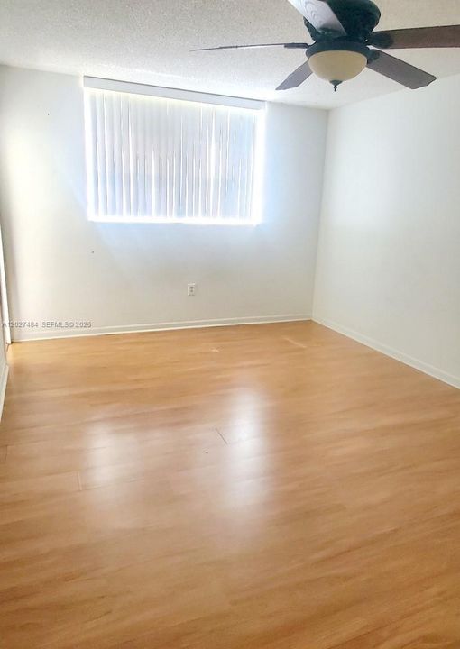 For Rent: $1,700 (2 beds, 2 baths, 1000 Square Feet)