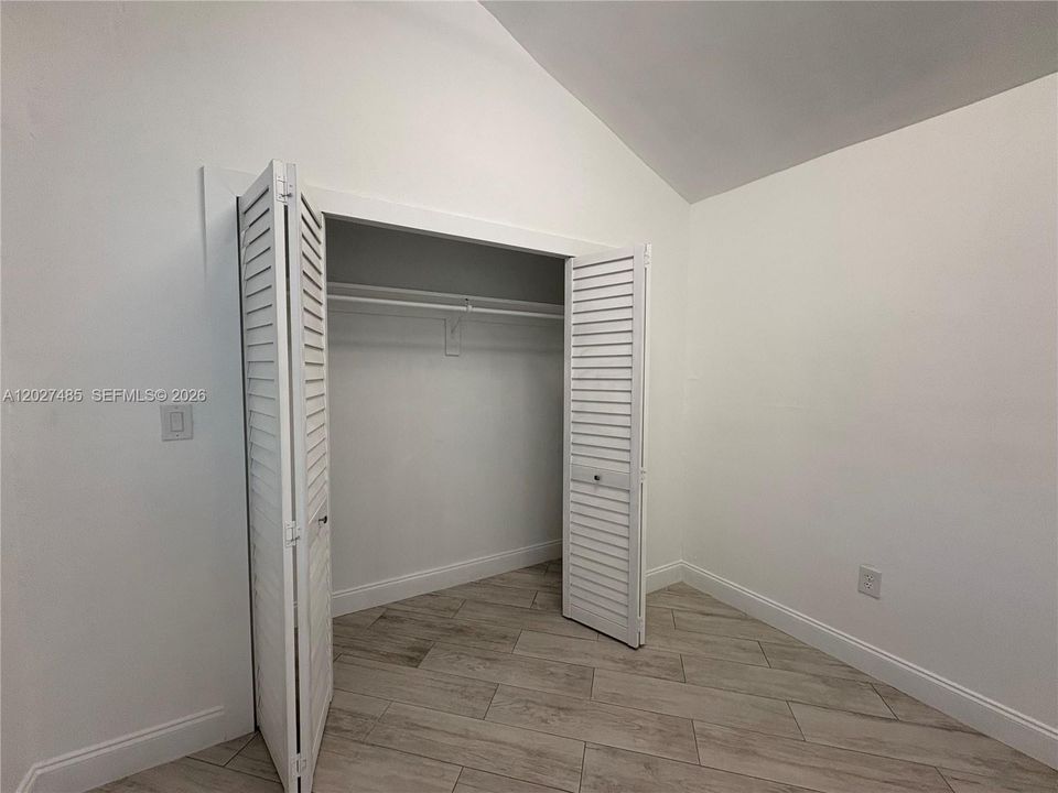 Ample closet in bedroom