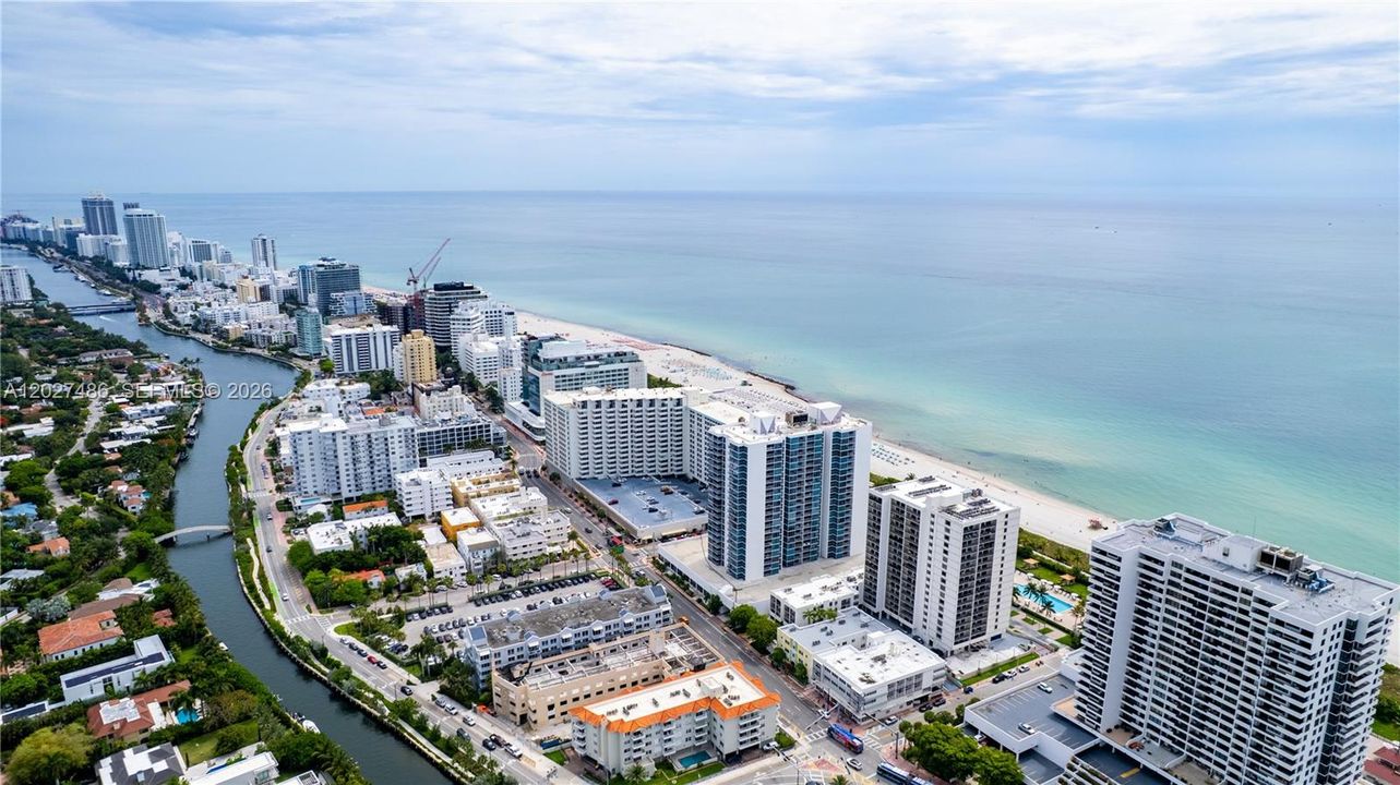 For Sale: $465,000 (1 beds, 1 baths, 1190 Square Feet)