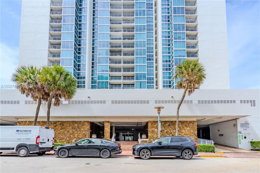 For Sale: $465,000 (1 beds, 1 baths, 1190 Square Feet)