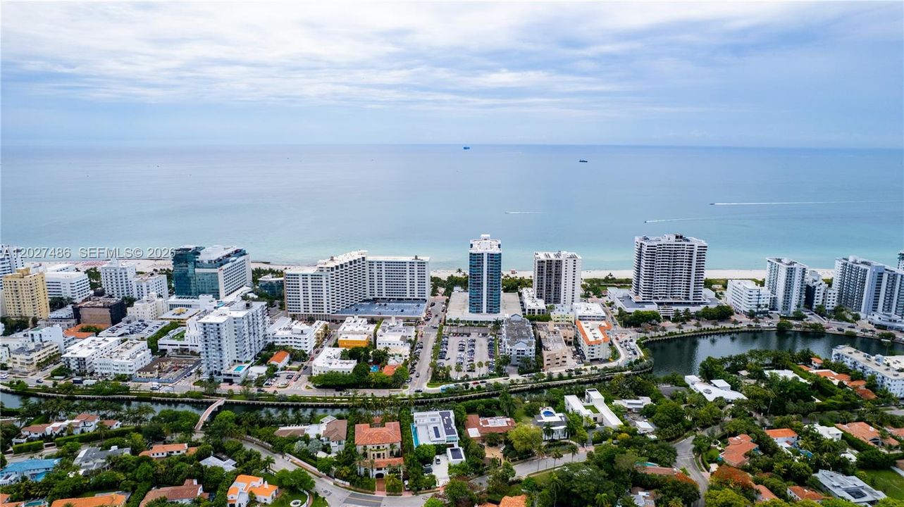 For Sale: $465,000 (1 beds, 1 baths, 1190 Square Feet)
