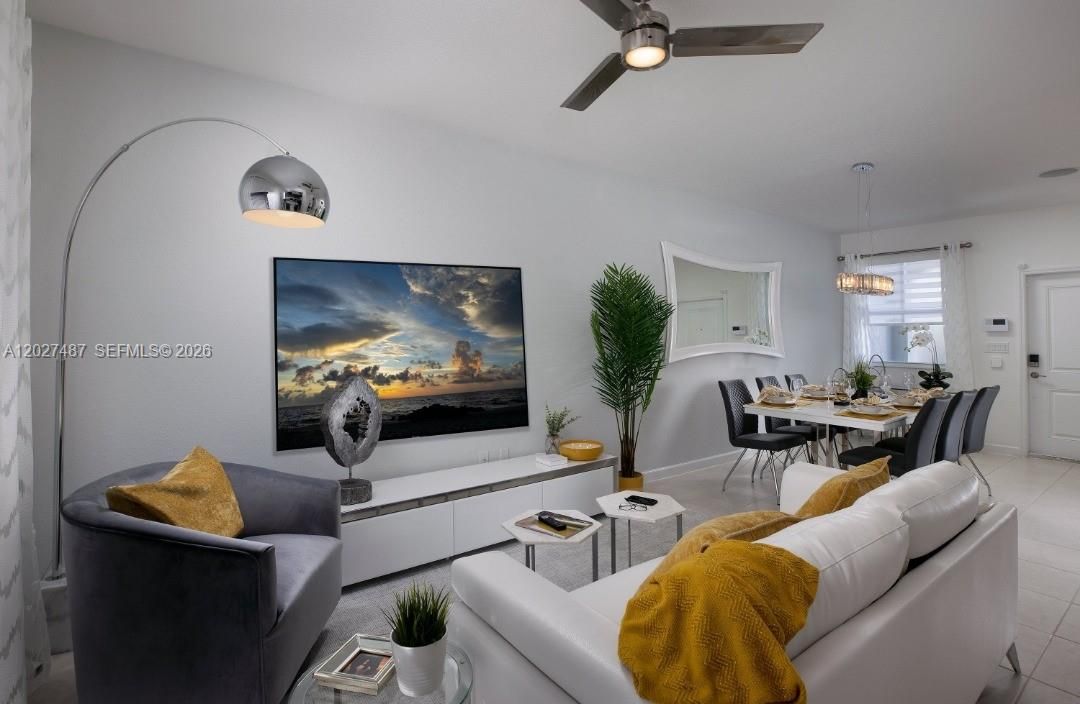 For Sale: $350,000 (3 beds, 2 baths, 1331 Square Feet)