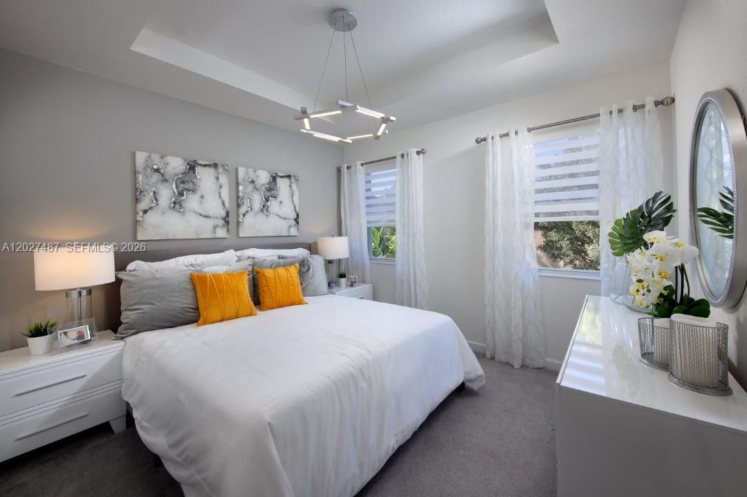 For Sale: $350,000 (3 beds, 2 baths, 1331 Square Feet)