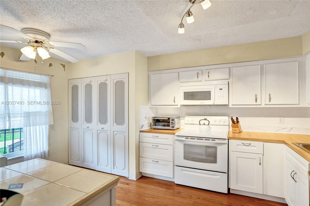 Extra Cabinets on the Left!