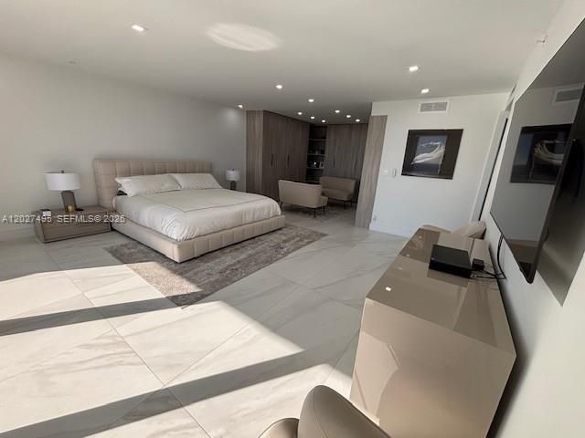В аренду: $8,750 (3 спален, 2 ванн, 2360 Квадратных фут)