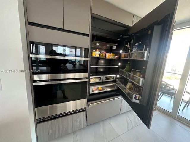В аренду: $8,750 (3 спален, 2 ванн, 2360 Квадратных фут)