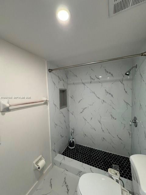 В аренду: $1,900 (1 спален, 1 ванн, 665 Квадратных фут)