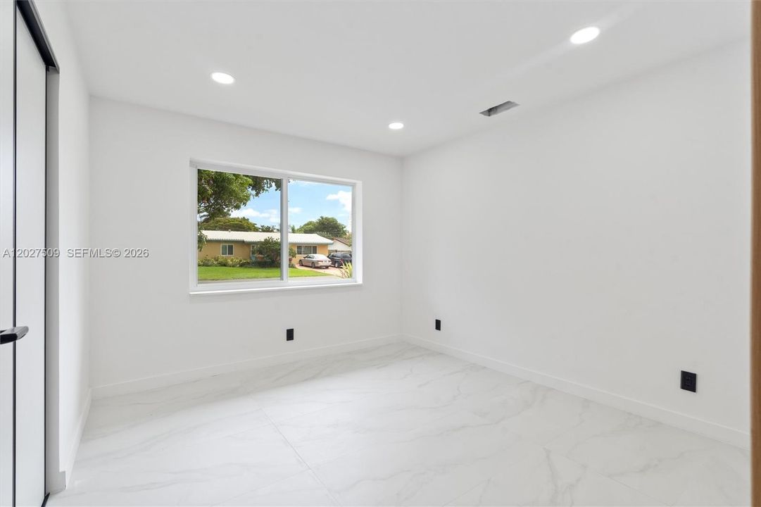 3 bedroom