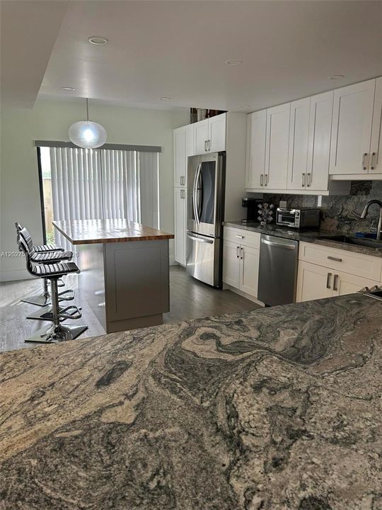 For Sale: $595,000 (3 beds, 2 baths, 1836 Square Feet)