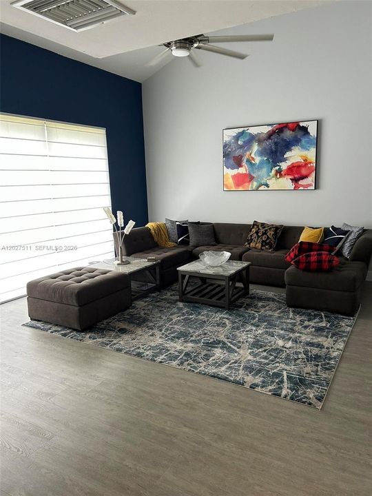 For Sale: $595,000 (3 beds, 2 baths, 1836 Square Feet)
