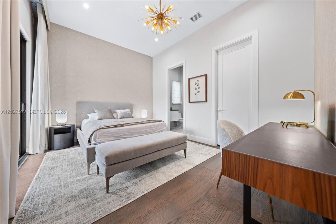 For Sale: $2,100,000 (4 beds, 4 baths, 3996 Square Feet)